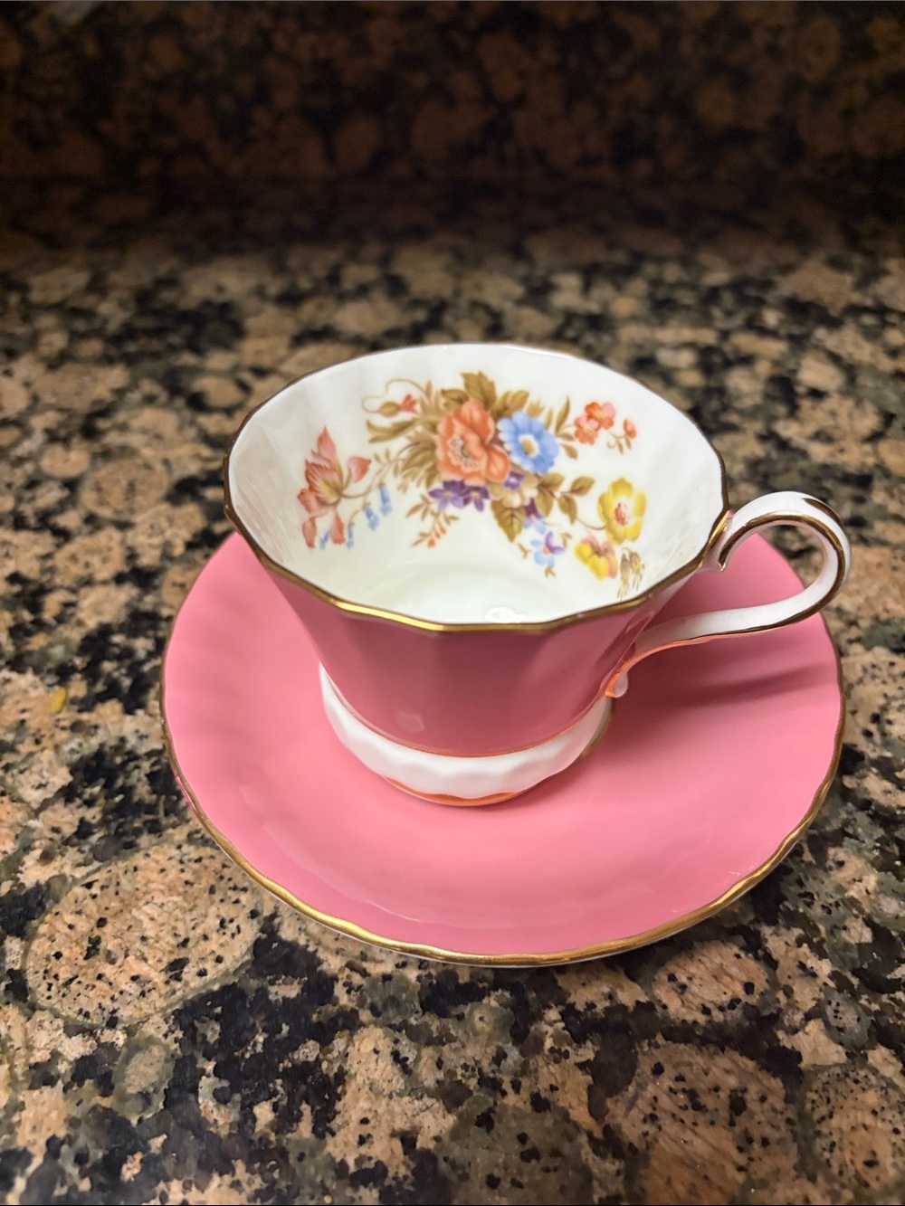 VTG Aynsley pink fine bone china teacup and saucer set, made in England.